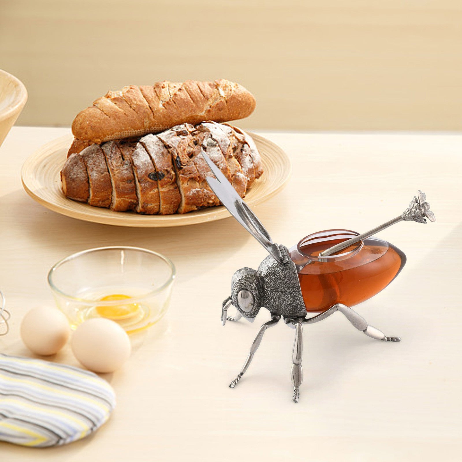 Simulation Of Small Bee Jars